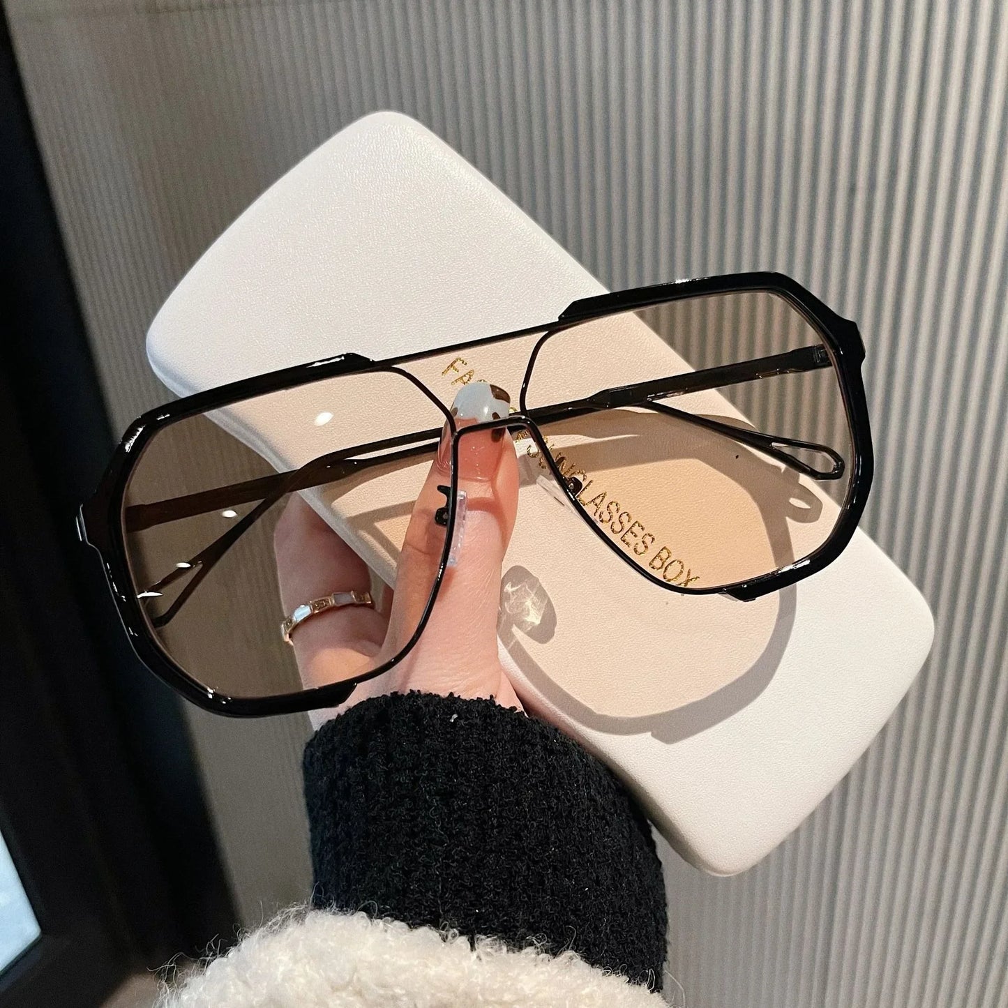 Oversized One-Piece Sunglasses That Break the Rules