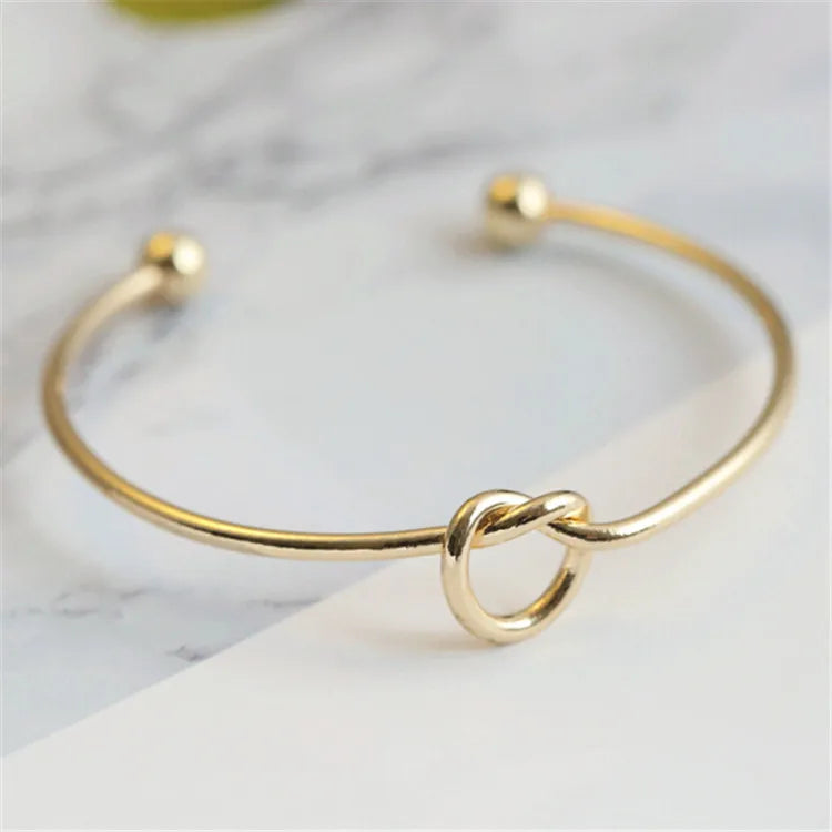 Vintage Stainless Steel Twist Bracelet – Bold & Stylish Statement Piece