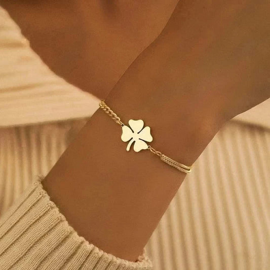 Luxury Stainless Steel Bracelet – Chic Floral Charm with Timeless Style