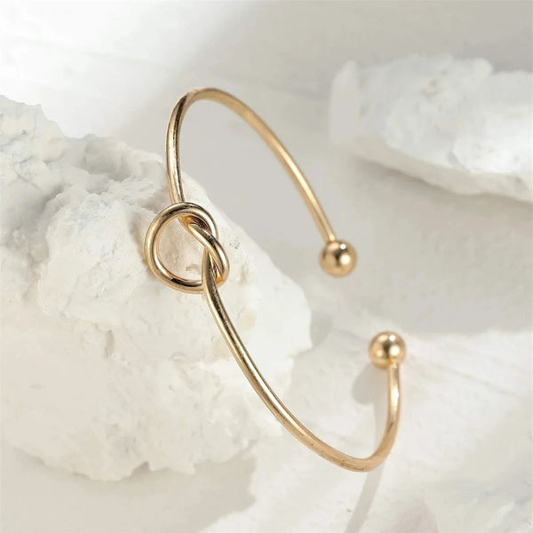 Vintage Stainless Steel Twist Bracelet – Bold & Stylish Statement Piece