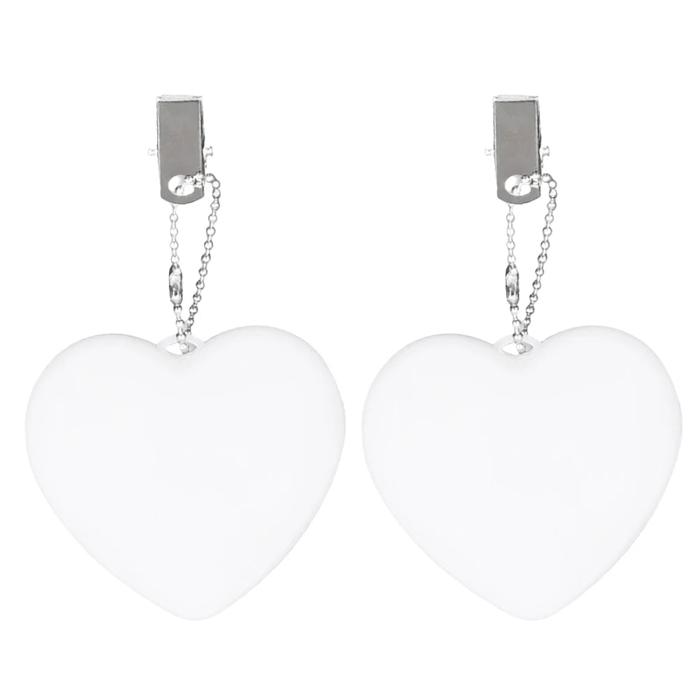 Heart-Shaped LED Glow – Elegant Light-Up Jewelry