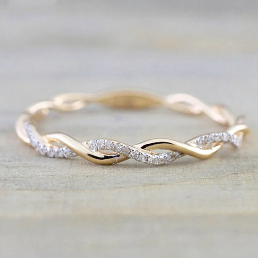 Minimalist Crystal Twist Band – Stylish Thin Ring