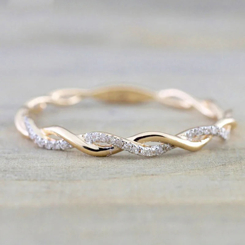 Minimalist Crystal Twist Band – Stylish Thin Ring