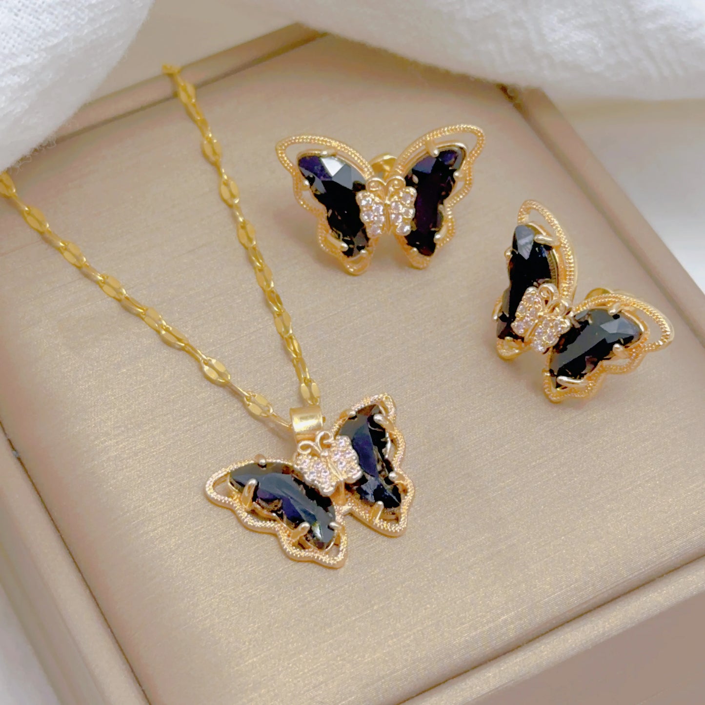 Luxury Butterfly Necklace Earrings Set